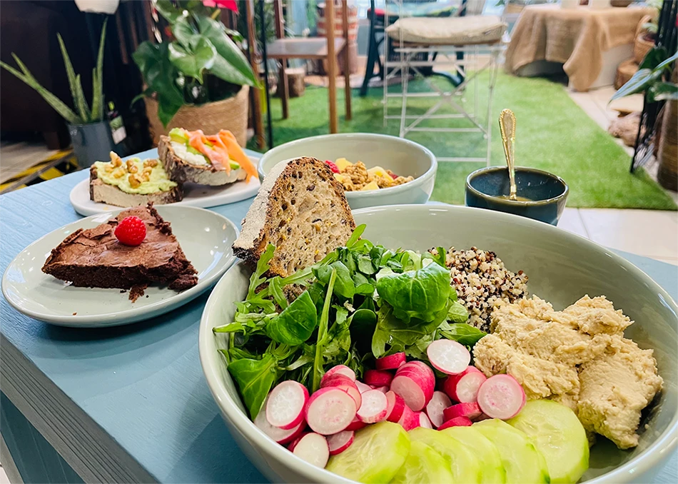 un abonnement floral de 3 mois + une invitation pour 2 au brunch du dimanche