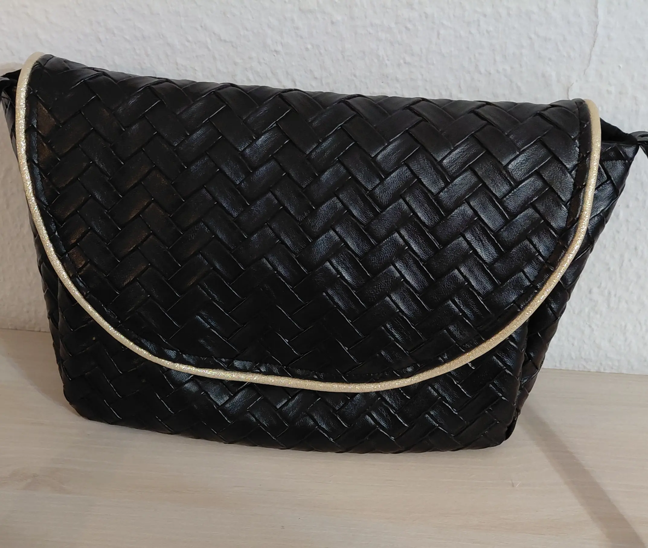 Sac bandouliere simili cuir