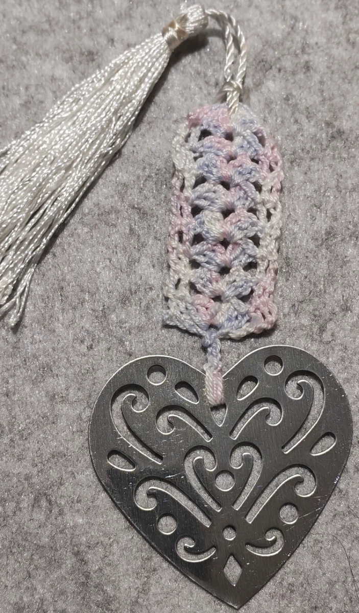 Marque-Page Coeur métal-crochet