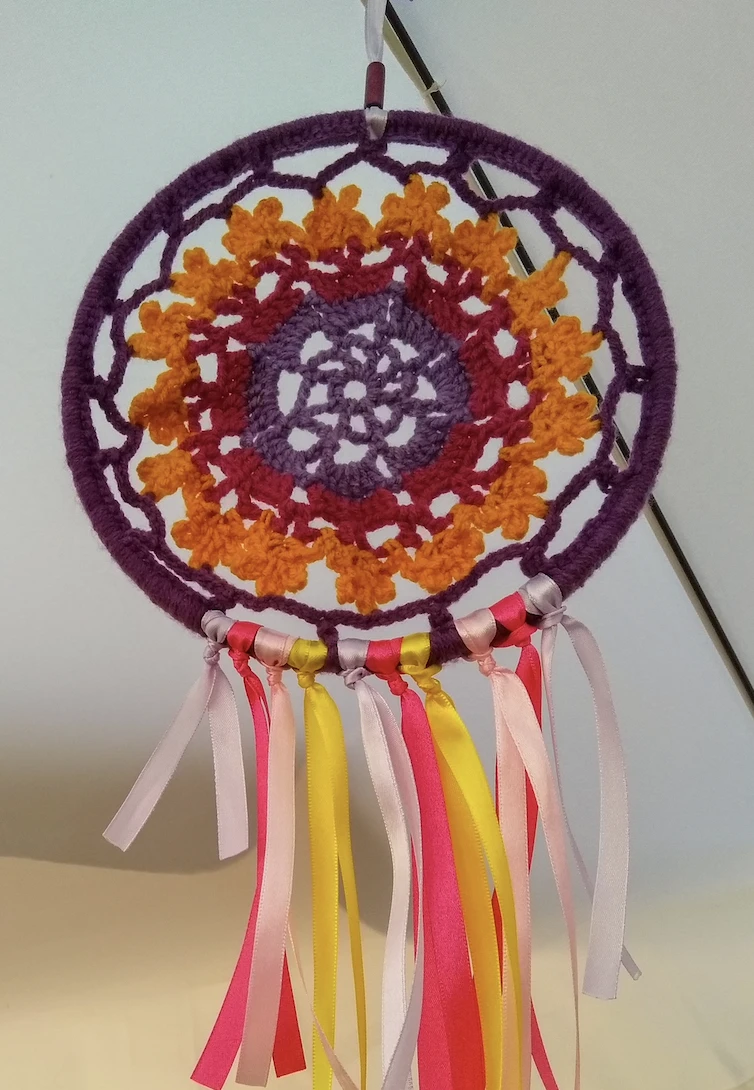 Grand attrape rêve violet-fuschia-jaune (20cm)